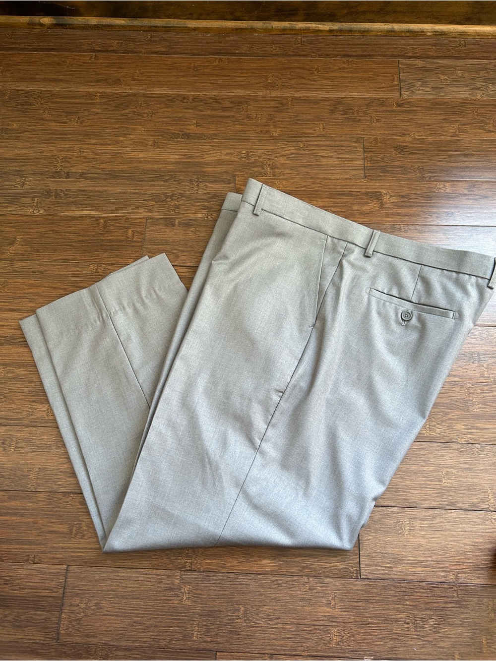 Statement Confidence 100% Wool Dress Pants Mens Size 42 Gray Flat Front